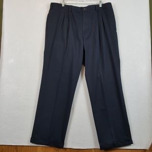 Eddie Bauer Pants Men’s 40X30 Charcoal Gray Classic Fit Wrinkle Stain Resist